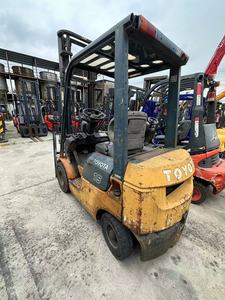 Vente directe de chariot élévateur Komatsu FD15 d'occasion de 1,5 tonne avec mât hydraulique et moteur à combustion interne pour le commerce extérieur - Product Image 3