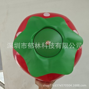 ลูกบอลเป่าลมรูปสตรอว์เบอร์รี ขนาด 40 ซม. ทำจาก PVC ของเล่นชายหาดสำหรับเด็ก เล่นกลางแจ้งในช่วงฤดูร้อน - Product Image 3