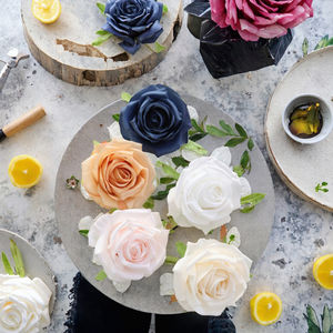 Têtes de <span class=keywords><strong>fleurs</strong></span> de rose en soie réaliste de 9 cm en gros, accessoires de photographie, décoration de la Saint-Valentin, décoration de Noël, fabrication artisanale, longue durée - Product Image 3