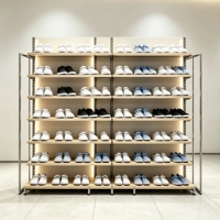 Étagère de présentation moderne et minimaliste à faible MOQ, robuste, personnalisable, durable, pour chaussures, idéale pour les magasins