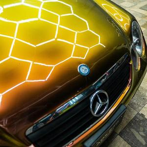 Film de protection de carrosserie automobile en vinyle, effet caméléon brillant, couleur or soleil levant, sans bulles d'air, en rouleaux - Product Image 2