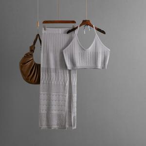 Nouvel ensemble deux pièces décontracté d'été pour femme, style européen et américain : débardeur court et jupe fourreau taille haute <span class=keywords><strong>amincissante</strong></span> à découpes et nœud - Product Image 3