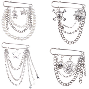 Broches de Moda de Aleación de Zinc con Cadena, Borla, Calavera, Telaraña, Oso, Perla y Estrella, Unisex, Decorativos para Fiestas - Product Image 1