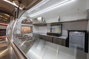 Camión de Comida Totalmente Equipado para Helados, con Remolque de Cocina Completo, Remolque de Comida Rápida y Camión de Comida Móvil - Product Image 6