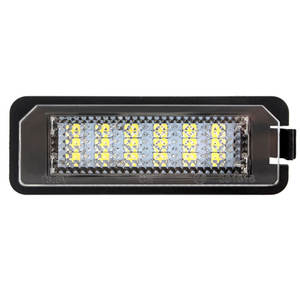 <span class=keywords><strong>Ampoule</strong></span> de <span class=keywords><strong>plaque</strong></span> d'<span class=keywords><strong>immatriculation</strong></span> à LED pour VW Golf4/<span class=keywords><strong>5</strong></span>/6/7 Passat B6 CC Eos Polo Superb Seat Leon Altea canbus pas d'erreur - Product Image 1
