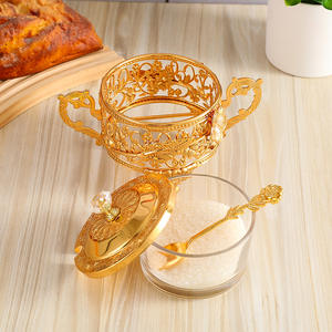 ขวดเครื่องปรุงโลหะสไตล์ยุโรปสุดสร้างสรรค์สำหรับใช้ในครัวเรือน ขวดน้ำตาลแก้วใสลายฉลุสวยงาม - Product Image 1