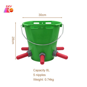 Nuovo Alimentatore per <span class=keywords><strong>Animali</strong></span> da <span class=keywords><strong>Fattoria</strong></span> 8L con 5 Tettarelle, Secchio in Plastica Sospeso per Vitelli e Agnelli - Product Image 1