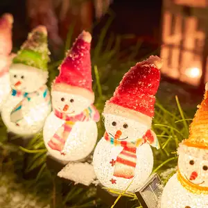 Garden Resin Snowman Solar Snowman Stake Landscape Lights Christmas Garden Stake Lights for Outdoor Christmas Decorations