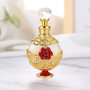 Nouveau Offre Spéciale haute qualité rétro plat pivoine fleur bouteille d'eau créative huile essentielle essence emballage cristal bouteille en gros - Product Image 2
