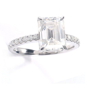 Anillo de Compromiso y Boda de <span class=keywords><strong>Oro</strong></span> <span class=keywords><strong>Blanco</strong></span> de 10k, <span class=keywords><strong>14k</strong></span>, 18k con Diamante Cultivado en Laboratorio de Corte Esmeralda de 1ct, 2ct para Mujer, <span class=keywords><strong>Precio</strong></span> al por Mayor - Product Image 1