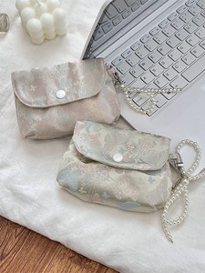 กระเป๋าแต่งหน้าลายผีเสื้อแจ็คการ์ดดีไซน์สวยงาม  กระเป๋าอเนกประสงค์สำหรับนักเรียน ใส่เหรียญ ใส่เครื่องสำอาง ใส่ลิปสติก - Product Image 4