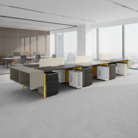 Poste de travail de bureau ouvert moderne de grande taille, cadre en bois, zones multifonctionnelles, alimentation intégrée, bureau professionnel pour équipe