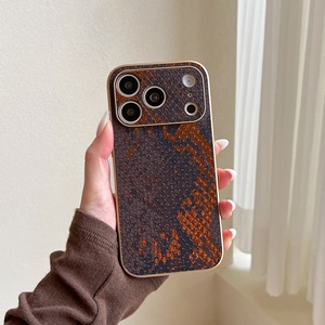 <span class=keywords><strong>Coque</strong></span> de protection de luxe pour <span class=keywords><strong>iPhone</strong></span> 17 16 15 Pro Max avec motif <span class=keywords><strong>serpent</strong></span> estampé or par électroplaqué et grande fenêtre - Product Image 4