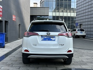 RongfangXianfeng 2WD CVT Auto 2018 <span class=keywords><strong>2019</strong></span> 2020, SUV japonais d'occasion, Crossover moderne d'entrée de gamme - Product Image 6