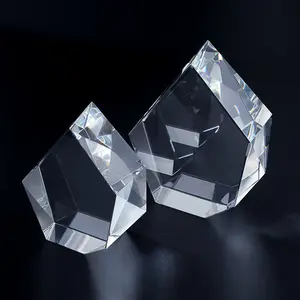MH-TF0212 3D tinh thể Cube trống kim tự tháp paperweight Tinh thể thủy tinh kim tự tháp chặn giấy