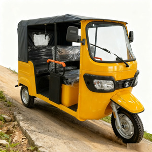 Taxi a corpo aperto Triciclo elettrico a 3 ruote passeggeri uso <span class=keywords><strong>5</strong></span> posti stile <span class=keywords><strong>Tuk</strong></span> <span class=keywords><strong>Tuk</strong></span> Bajaj con tetto Triciclo elettrico - Product Image 5