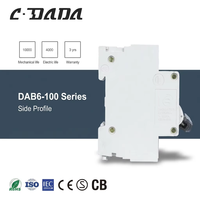 Disjoncteur miniature 4 pôles DAB6-100 pour la protection contre les surcharges et les courts-circuits