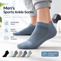 Chaussettes de sport pour hommes, basses, respirantes, anti-transpiration, en maille multicolore, avec logo personnalisé OEM, renforts sur les orteils et le talon.