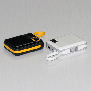 Banco de Energía Portátil Mini de Bolsillo con Carga Rápida de 10000 mAh, Salida USB-C PD22.5W, Cable Integrado y Logotipo Personalizado - Product Image 5