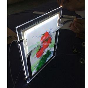 Insegna Luminosa LED Magnetica a Doppia Faccia in Cristallo Acrilico 4*4 Pezzi per Agenzia Immobiliare, Esposizione in Vetrina - Product Image 5
