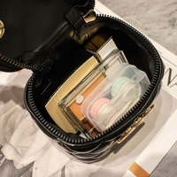 Sac à bandoulière matelassé pour femme, petit format, nouveau style 2023, avec fermeture éclair et double cœur décoratif