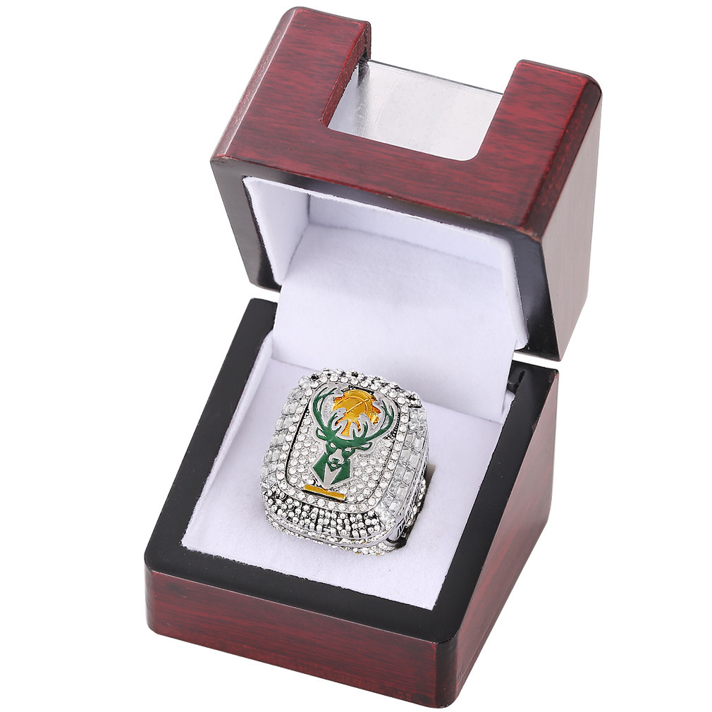 Anillo con estuche para lentes (2021)