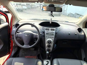 Auto Economica per Pendolari Urbani Senza Incidenti |   per <span class=keywords><strong>Yaris</strong></span> <span class=keywords><strong>2011</strong></span> 1.5L |   Hatchback con guida a sinistra |   Pelle |   Automatico |   Benzina Globale - Product Image 5