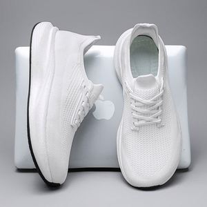 Chaussures de marche légères et respirantes en maille pour hommes, à lacets, semelle extérieure en caoutchouc antidérapante, motif uni tendance, toutes saisons, en coton - Product Image 1