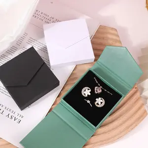 Caja de cartón magnética para pendientes, collar, anillo, regalo, joyería, con logotipo impreso, gran oferta