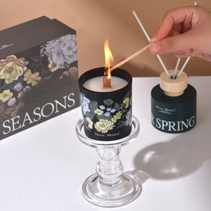 Set Regalo di Fragranze Floreali per Tutte le Stagioni, Candele Aromaterapiche Senza Fumo in Cera di Soia, Durata 60-90 Giorni - Product Image 3