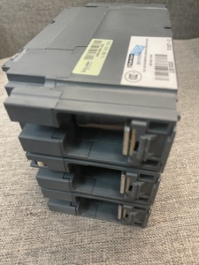 LV516333 Molded Case Circuit Breaker 3 Pole 160A 36kA 50/60Hz EN/IEC 60947 Fixed Mount <b>Power</b> Distribution <b>Switch</b> - Product Image 4