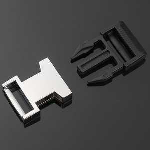 Hebilla de Liberación Lateral Semimetálica de Aleación Plateada, Duradera, para Bolsos y Accesorios de Ropa - Product Image 2