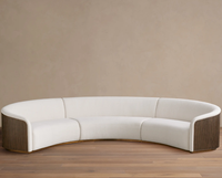 Canapé modulaire incurvé avec tissu bouclé, design demi-lune en 3 parties, côtés en bois cannelé, base en métal doré, luxe