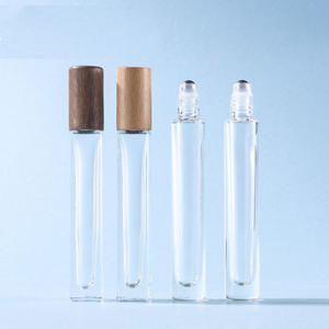 Vente d'usine - Huile essentielle <span class=keywords><strong>parfum</strong></span>ée 10 ml - Flacon en verre transparent avec bille roulante et couvercle en bambou - Product Image 4