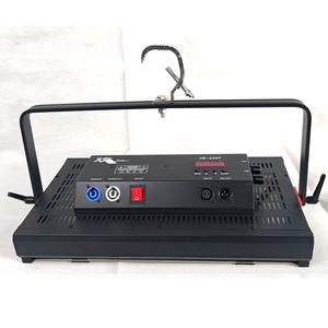 Lumière vidéo LED haute puissance 100W avec plage de température de couleur 3200-5600K, idéale pour l'enregistrement de vlogs et les séances photo - Product Image 5