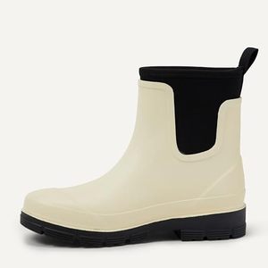 Botas de Lluvia Chelsea para Mujer, Zapatos de Goma Impermeables con Elástico Lateral para un Estilo Moderno en Días Lluviosos - Product Image 4