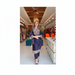 Terciopelo viscoso pesado puro de estilo pakistaní indio tradicional con Secuencia de bordado pesado trabajo trajes Salwar para mujer vestidos - Product Image 1
