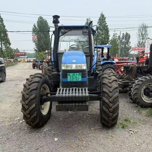 Trattore Agricolo Gommato New Holland 1304 Usato in Buone Condizioni con Motore da 130 CV e Contrappeso Anteriore a Prezzo Vantaggioso - Product Image 2