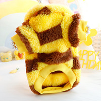 Veste en velours style abeille mignonne avec capuche et trou pour laisse pour petits chiens et chats