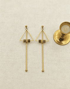 Boucles d'oreilles pendantes simples et luxueuses plaquées or 18 carats, perles de riz Miyuki, fabrication artisanale, vente directe d'usine, personnalisables - Product Image 2