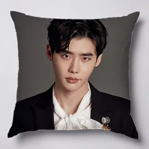 Koreanische Star Lee Jong Malerei Patrtern Kissen Sofa Auto Bett Sofa Kissen Fall Schlafzimmer Dekoration Kissen Cover Home Decor(45*45cm)