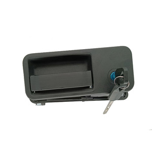 Volvo Truck <b>Door</b> <b>Handle</b> 8191334L 20398466 8191335R 20398467 Black Plastic <b>Replacement</b> for Medium Heavy-Duty Trucks - Product Image 1
