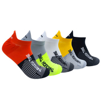 Logo personnalisé Basketball Gym Chaussettes de sport athlétique en coton à compression pour hommes