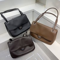Nouveau sac carré rétro en cuir véritable pour femme, sac à bandoulière tendance avec boucle, grande capacité, multi-compartiments, sac bandoulière