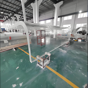 Piscine en acrylique pur très brillant, résistante aux rayons UV et aux intempéries, assurant la stabilité des couleurs à long terme, l'intégrité structurelle - Product Image 2