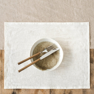 Napperons en lin délavé à la pierre avec texture tissée décontractée pour les acheteurs de restaurants dans les projets hôteliers - Product Image 1