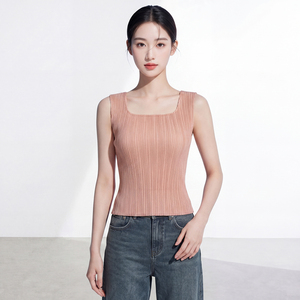 Débardeur tricoté plissé respirant pour femme PY Fashion, col carré, couleur unie, sans manches, style minimaliste, longueur standard - Product Image 5