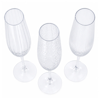 Flûte à champagne élégante en verre côtelé, verres à prosecco à cannelures verticales, verrerie moderne pour fêtes, verre sans plomb en gros