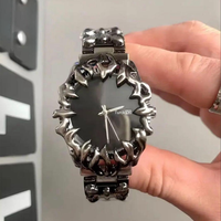 Montre-bracelet rétro pour homme, montre à quartz décontractée de style gothique steampunk avec affichage de la date
