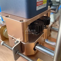 Máquina Automática para Tapar y Sellar Botellas y Frascos de Plástico con Tapas Metálicas Redondas